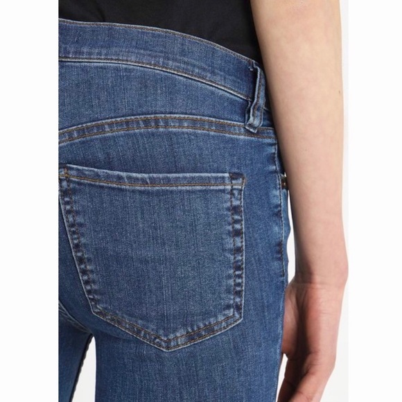 FREE PEOPLE Reagan Destroyed Button Front Jeans 28 - Picture 5 of 8